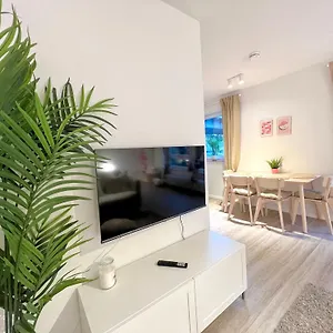 https://apt-kleines-gemtliches-helles-im-herzen-hamburgs.hamburg-hotels-de.com